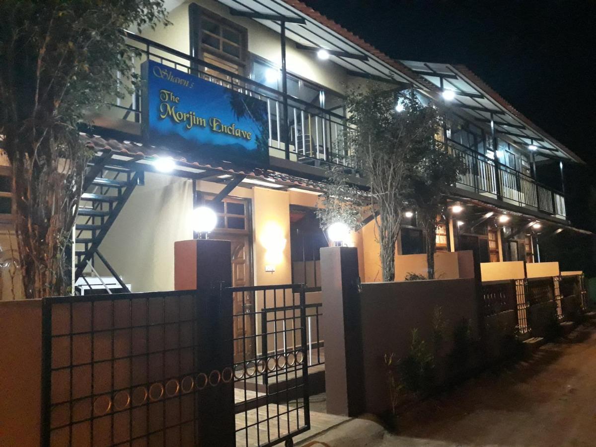 Shawn'S The Morjim Enclave Hotel Buitenkant foto